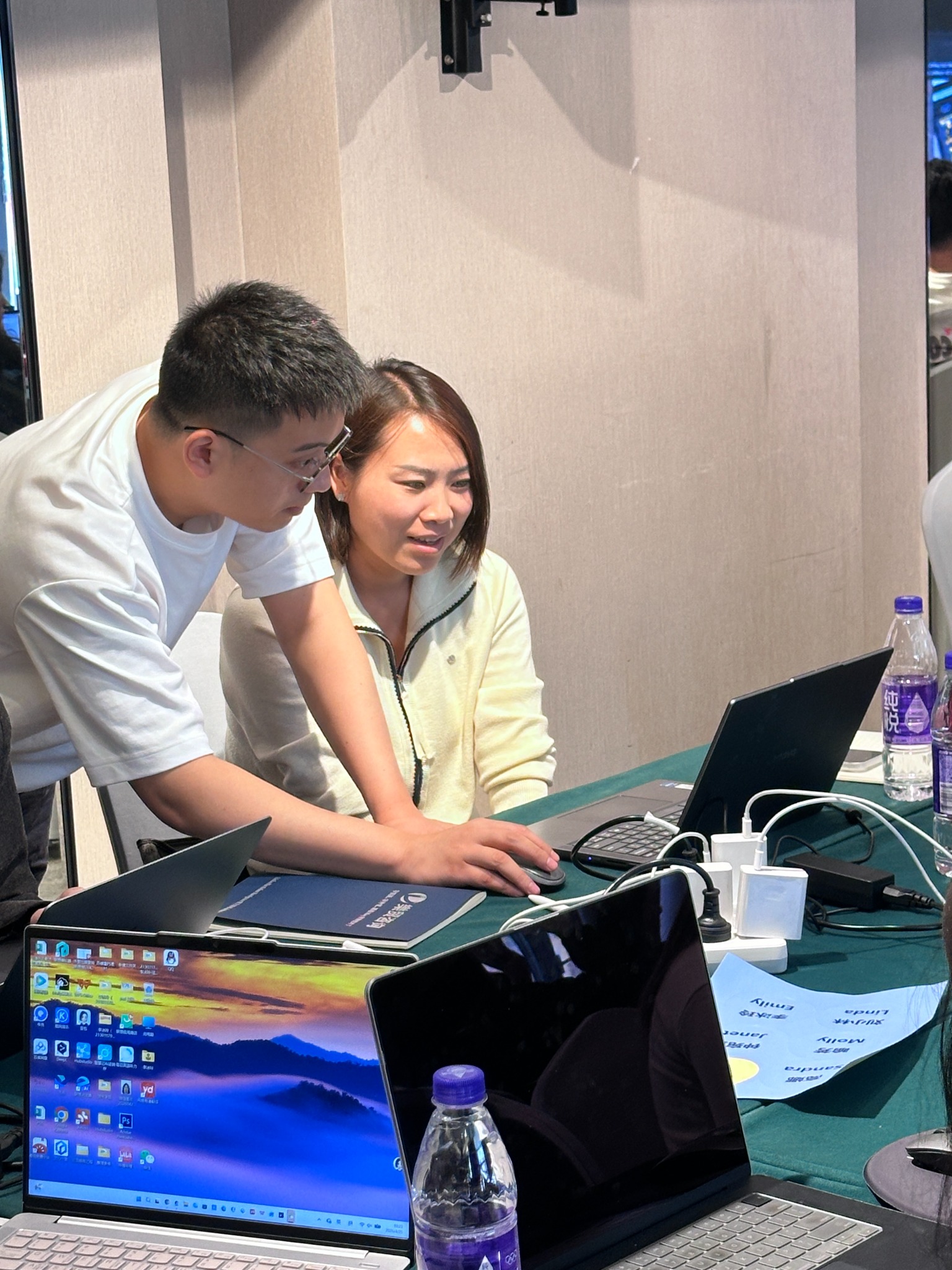 启星出海外贸B2B培训学员学习现场